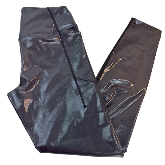 Victoria's Secret PINK Ultimate V High Waist Legging In Black Shine Size:M4-6NWT - Picture 2 of 16